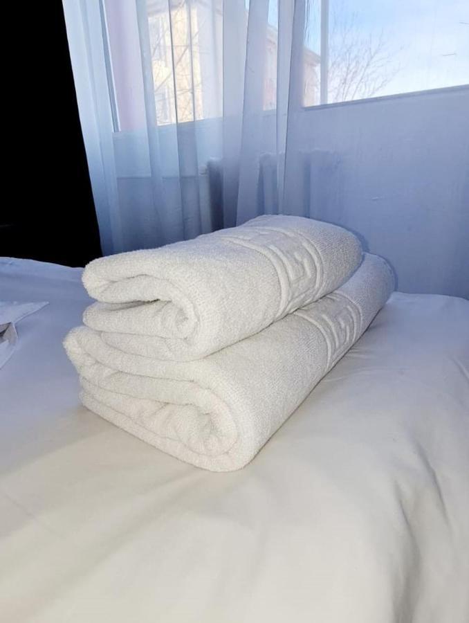 Hotel Victoria Iasi Esterno foto
