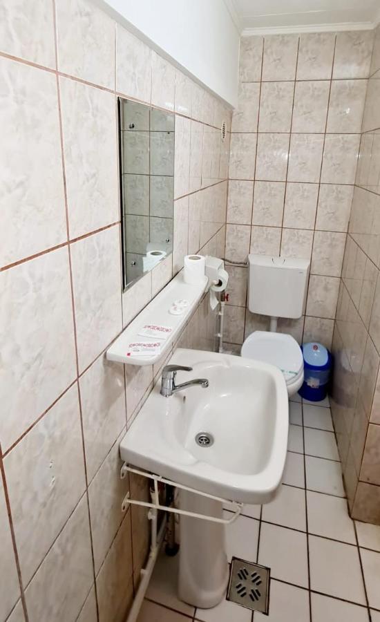 Hotel Victoria Iasi Esterno foto