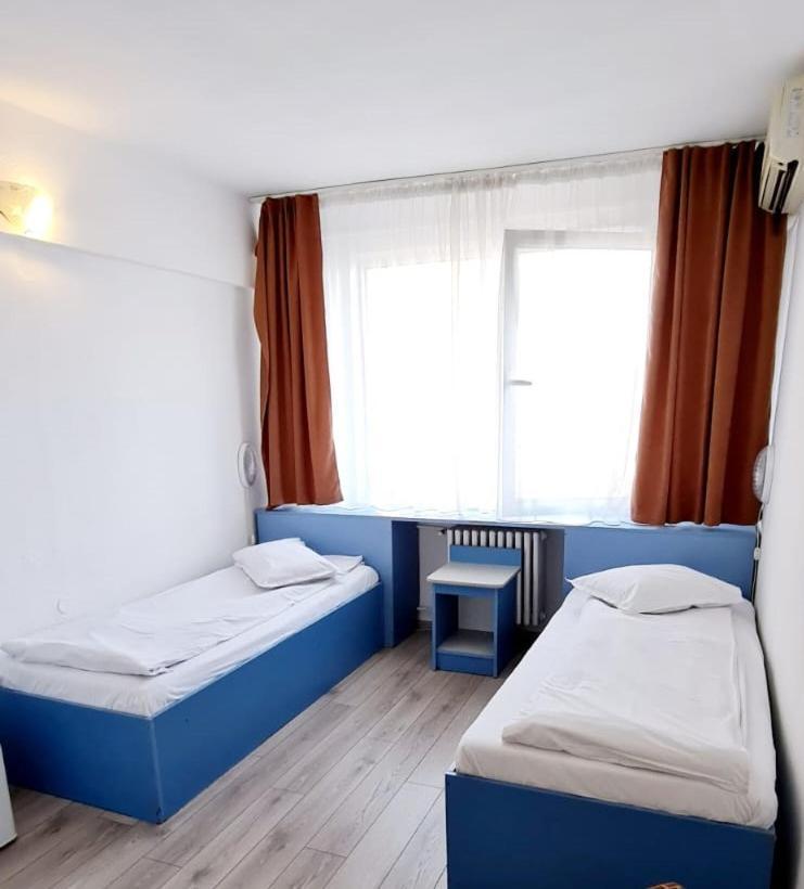 Hotel Victoria Iasi Esterno foto