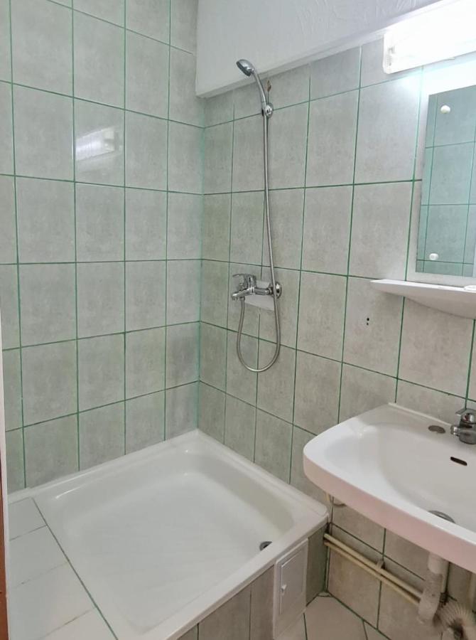 Hotel Victoria Iasi Esterno foto